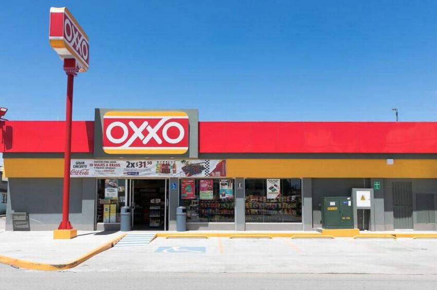 Encargada de un Oxxo en Tamaulipas vive encerrada en la tienda durante ocho días como protesta