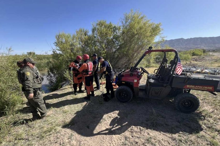 Rescatan a 7 migrantes del río en Sunland Park