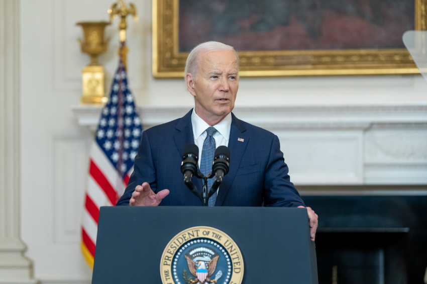 Campaña de Biden señala incoherencias de Trump en su regreso al Capitolio tras el ataque del 6 de enero de 2021