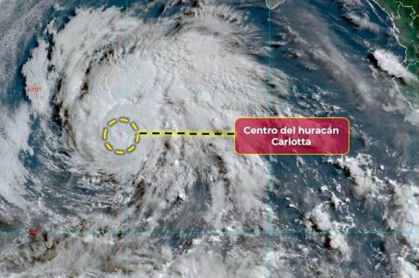 Carlotta se intensifica a huracán categoría 1; dónde está y qué estados afectará