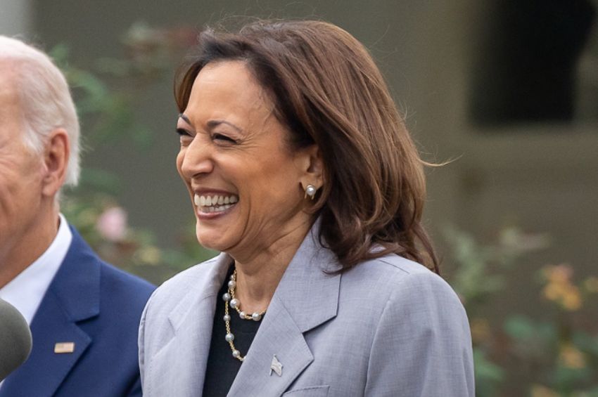 Kamala Harris logra respaldo de más de 700 exfuncionarios militares y de seguridad nacional