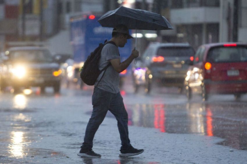 Helene se aproxima a la costa de Cancún; habrá lluvias en la mayor parte del país