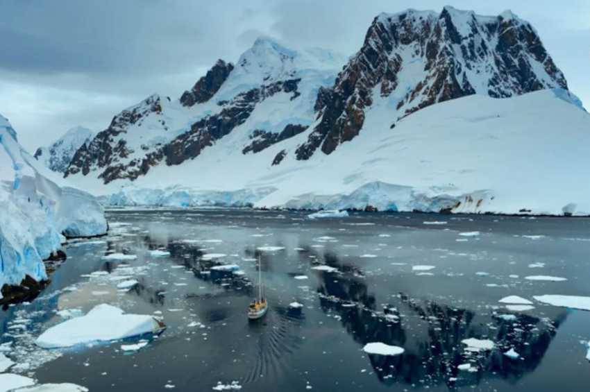 Científicos descubren antiguas formas de vida en un lago congelado de la Antártida