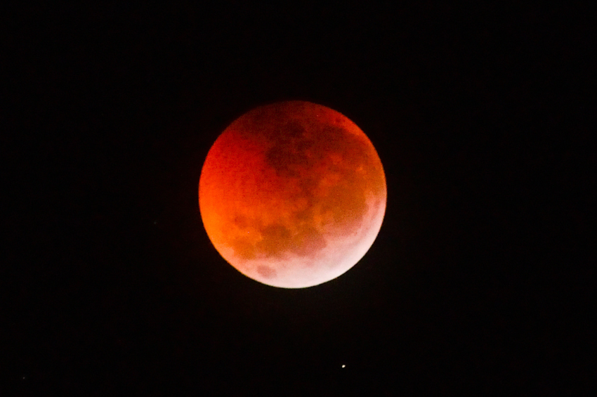 Eclipse lunar 2025: fecha y hora exacta en la que se verá este evento astronómico