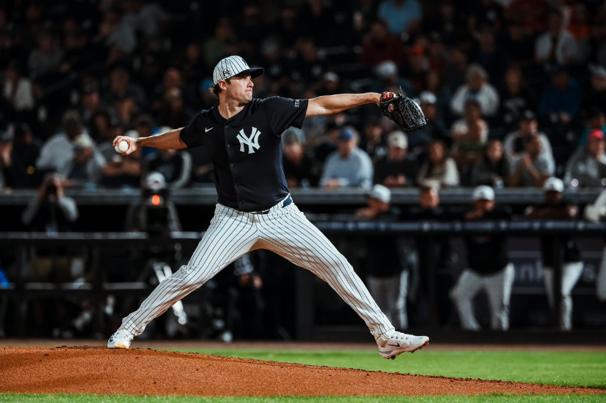 Estrella de Yankees se perderá la temporada 2025 por cirugía Tommy John