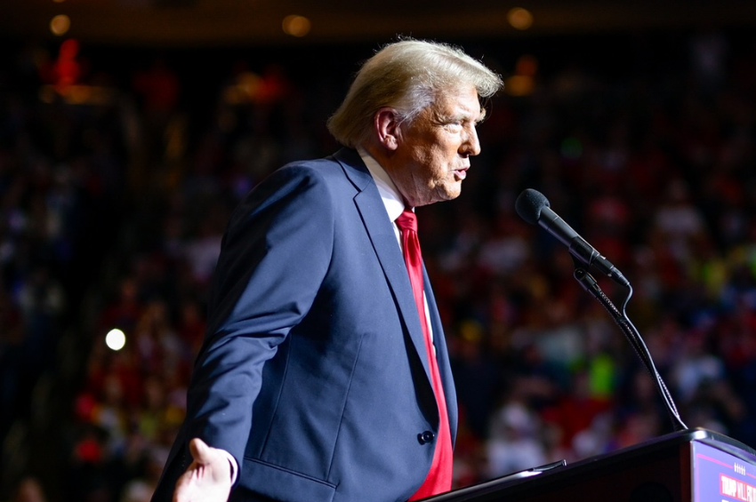 Donald Trump se dice “entristecido” por cáncer que padece Joe Biden