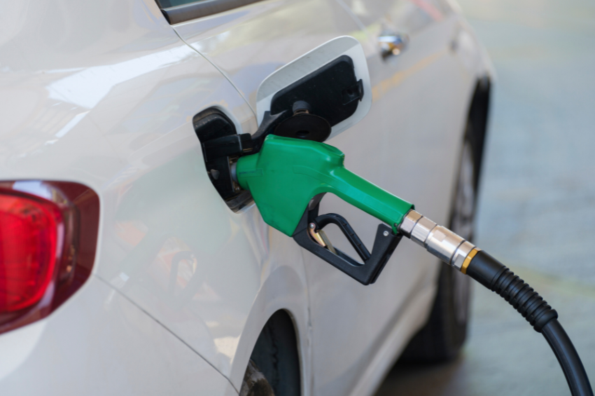 Senado de EE.UU. bloquea la prohibición de venta de autos de gasolina en California para 2035 Senado de EE.UU. bloquea la prohibición de venta de autos de gasolina en California para 2035
