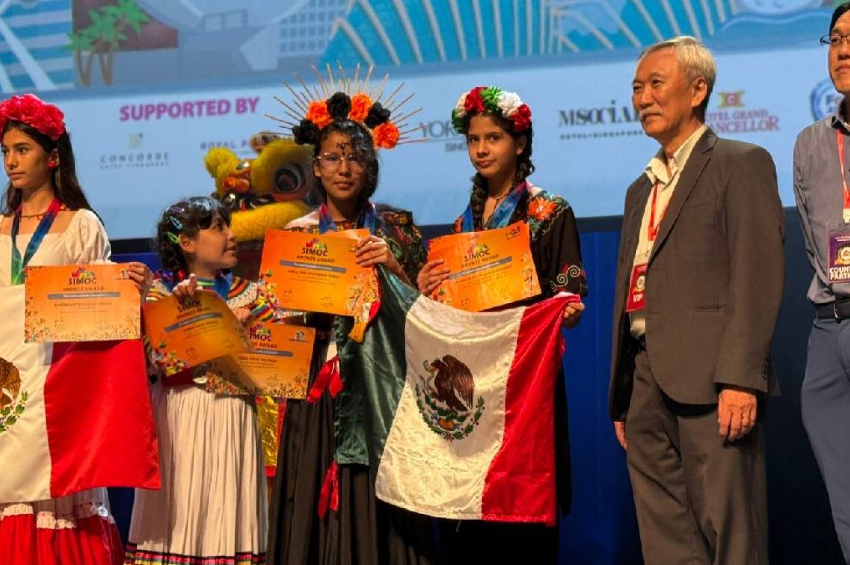 Estudiantes mexicanos ganan medallas en Olimpiada de Matemáticas en Singapur