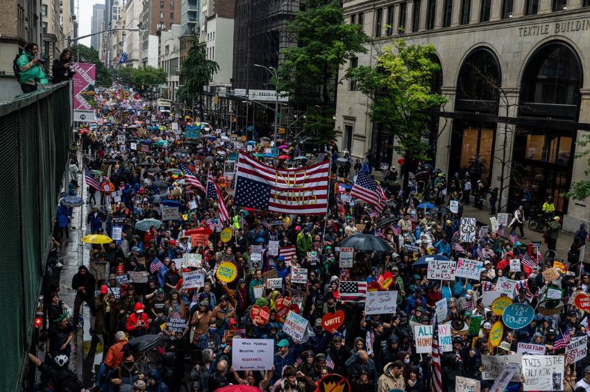 Nuevas marchas contra Trump se organizan en el sur de California