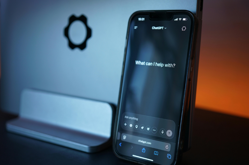 Guía práctica y fácil para identificar imágenes y videos creados con IA