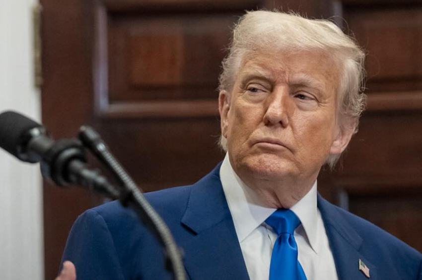 Trump advierte a Cuba de que ya no recibirá más petróleo ni dinero de Venezuela