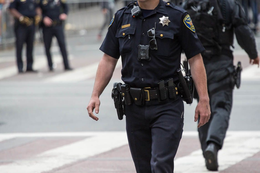 Gobierno de Trump revoca más de 100,000 visas de turistas, estudiantes, trabajadores, entre otros