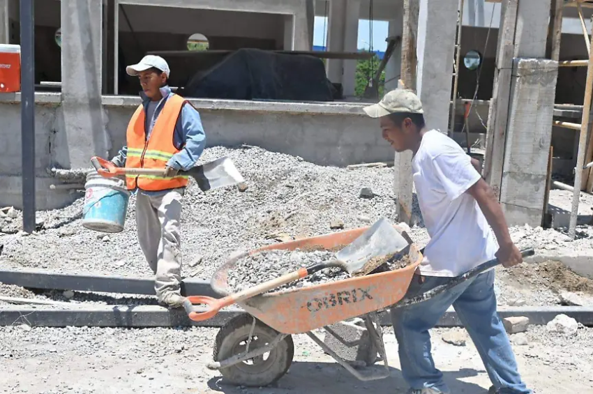 Sin seguro ni sueldo digno: la realidad del empleo informal en Tamaulipas