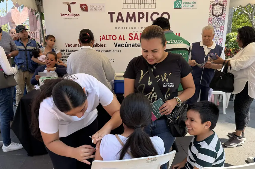 Miedo por sarampión provoca alta demanda de vacuna en Tamaulipas; advierten desinformación