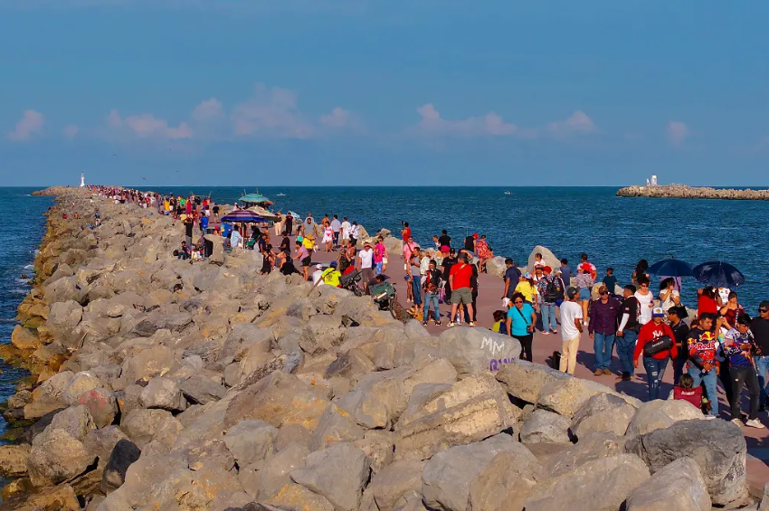 Playa Miramar rompe récord: más de 320 mil visitantes en Semana Santa
