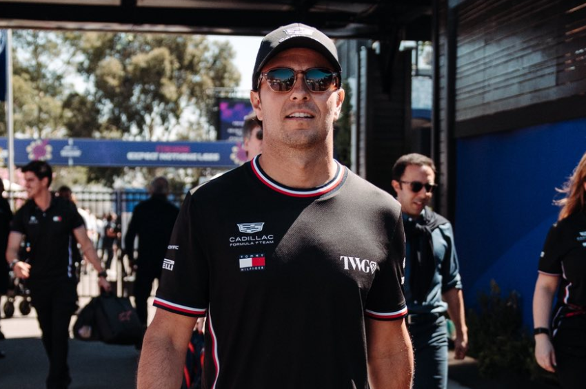 Complicado debut para Checo Pérez en Cadillac