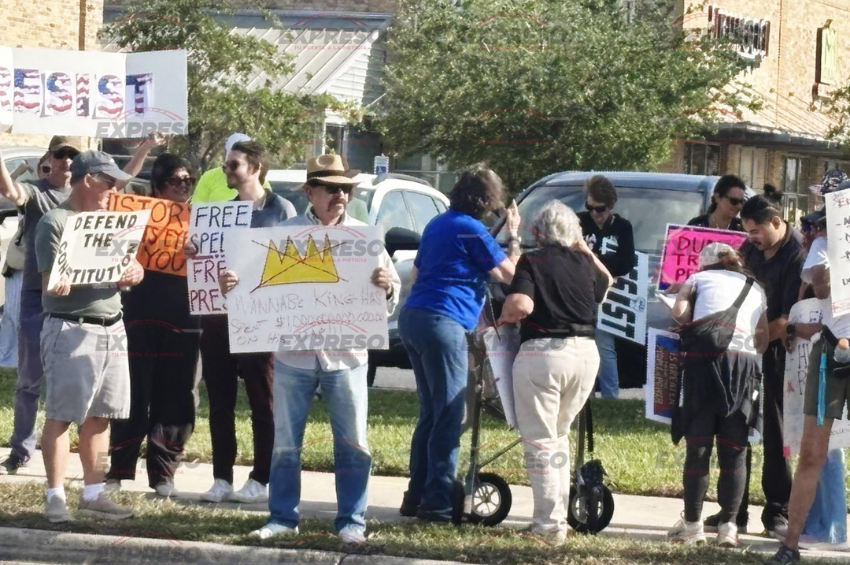 Voces que cruzan la frontera: protestas en Texas reavivan debate migratorio