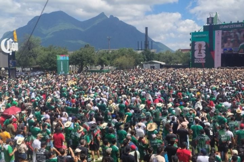 México va por el liderato del Grupo A en una Guadalajara teñida de verde, blanco y rojo México va por el liderato del Grupo A en una Guadalajara teñida de verde, blanco y rojo