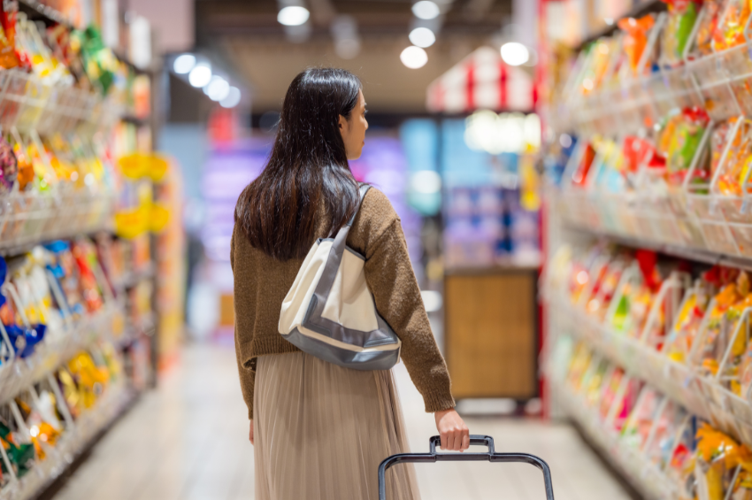 Aumenta el costo de la canasta básica pese a baja en la inflación; papa y jitomate lideran alzas