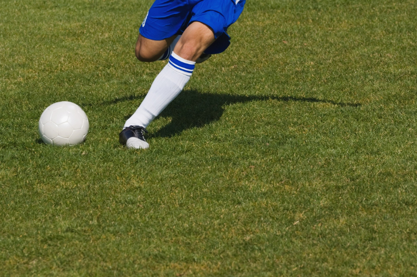 Investigan la muerte del futbolista sudafricano Jayden Adams; esperan resultados de la autopsia