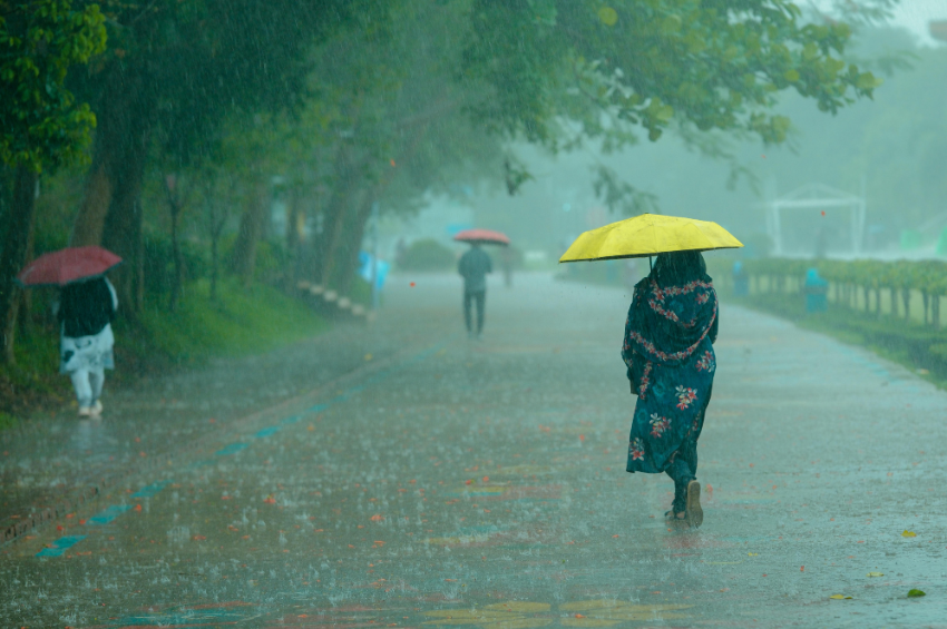 Lluvias y chubascos se extienden por varias regiones de México