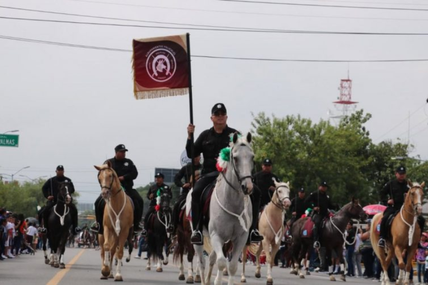 Desfile cívico-militar del 16 de septiembre reúne a familias en Tamaulipas