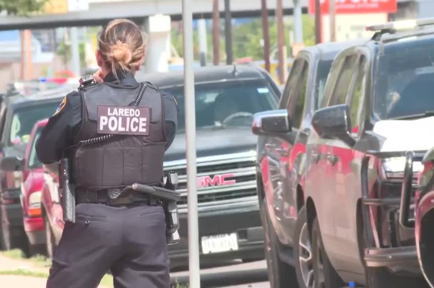 Detienen a menor de 14 años por amenaza en línea que activó protocolos de seguridad en escuelas de Laredo