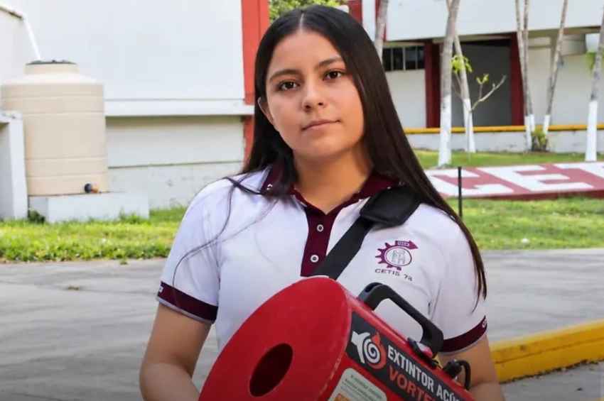 Estudiante de Tamaulipas gana oro en Indonesia con un extintor que utiliza ondas sonoras