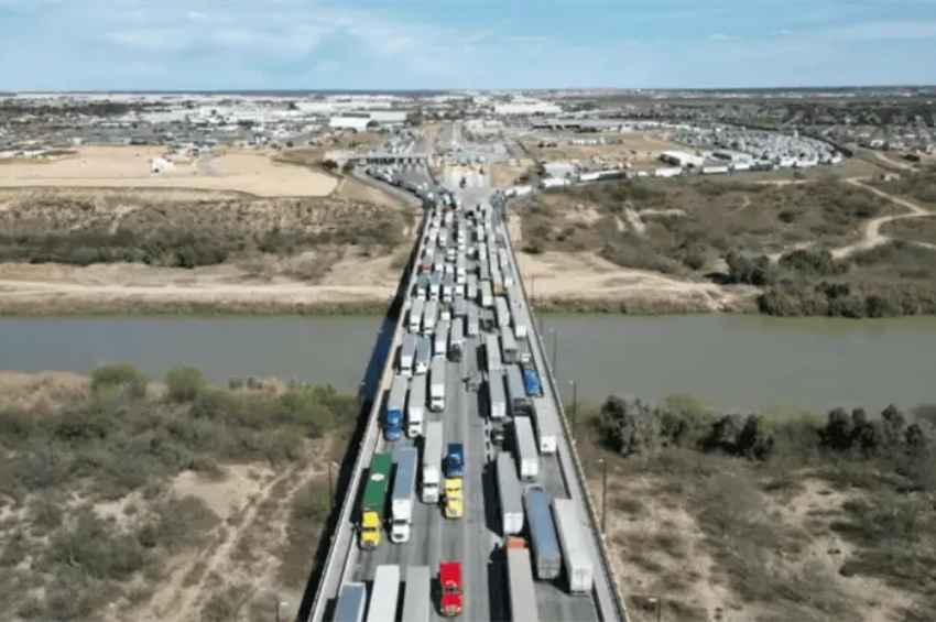 Cruces comerciales entre Tamaulipas y Texas mantienen actividad clave para el comercio fronterizo Cruces comerciales entre Tamaulipas y Texas mantienen actividad clave para el comercio fronterizo
