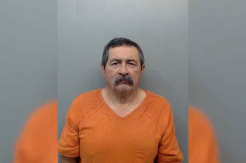 Hombre de 66 años persigue a tres menores, intenta atropellar a uno y lo amenaza con un arma Hombre de 66 años persigue a tres menores, intenta atropellar a uno y lo amenaza con un arma